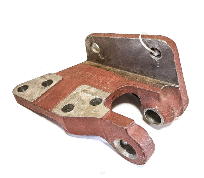 Wspornik prawy podnośnika 70115002